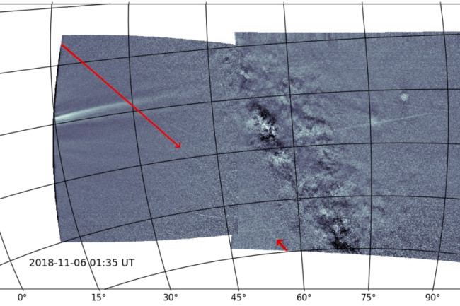红色箭头所指，是一条极为黯淡的虚线，实际上那段虚线是小行星法厄同的碎屑尾，长度达1250万英哩，由帕克太阳探测器经过其近日轨道点拍下的。